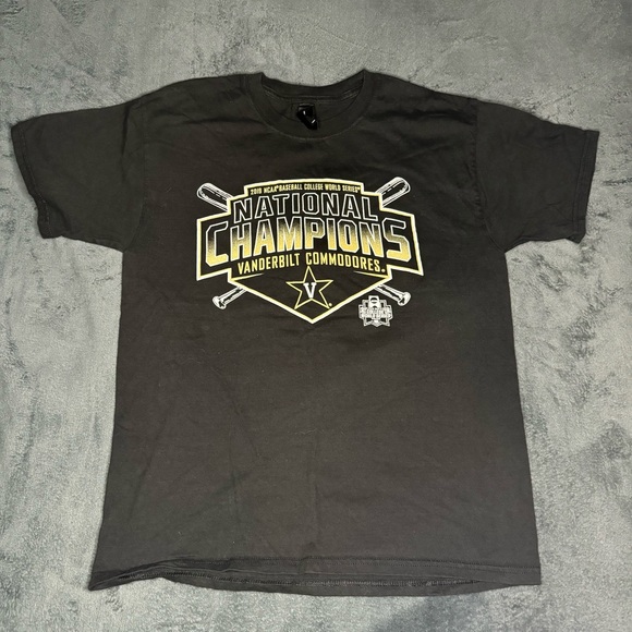 2019 Vanderbilt Commodores Baseball National Champions Shirt - Picture 2 of 4
